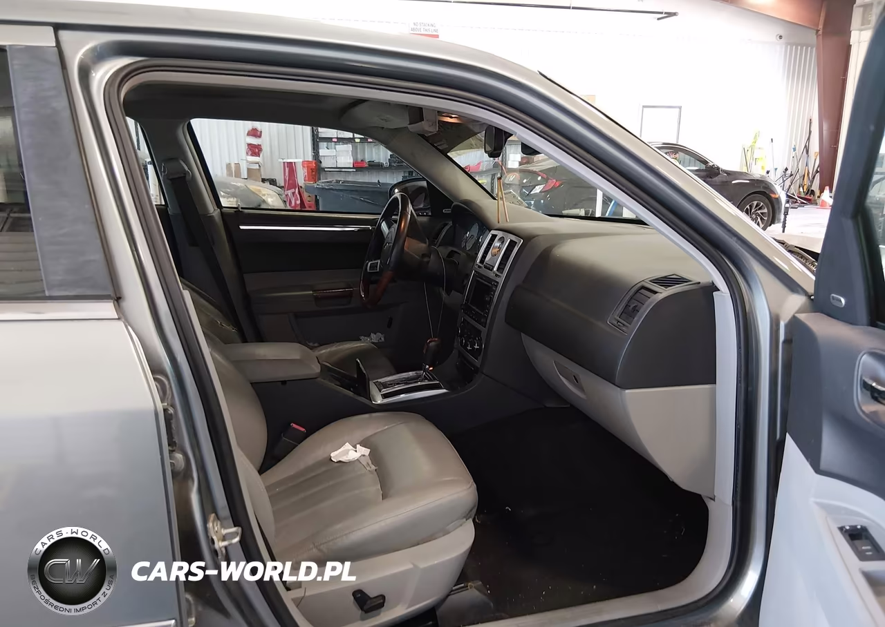 2007 Chrysler 300C VIN:2C3KA63H87H873242 - 5