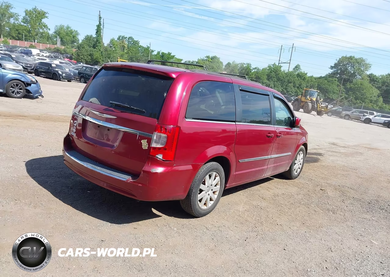 2015 Chrysler Town & Country Touring VIN:2C4RC1BG6FR534214 - 4