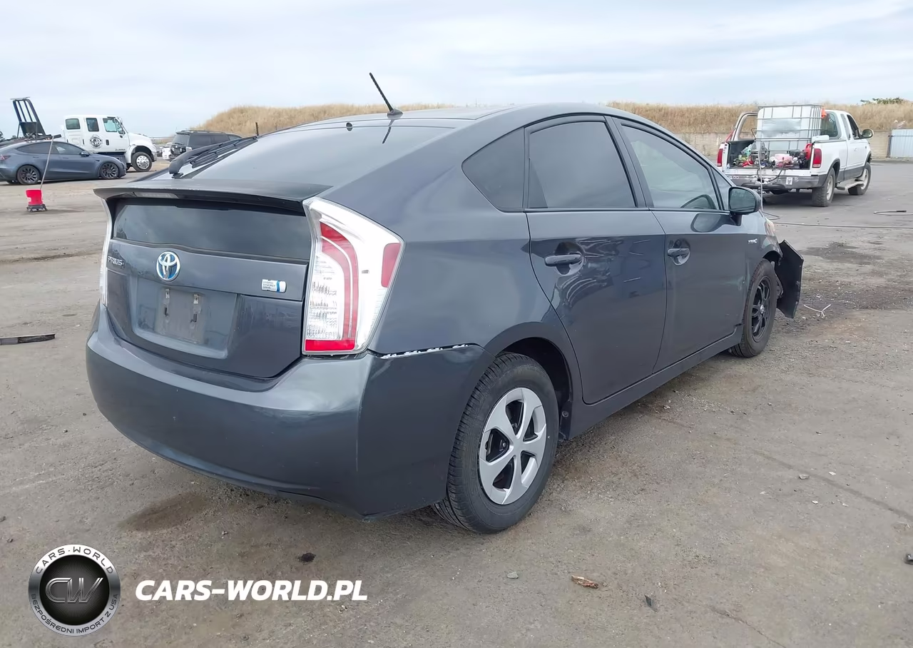 2012 Toyota Prius Two VIN:JTDKN3DU1C1593892 - 4