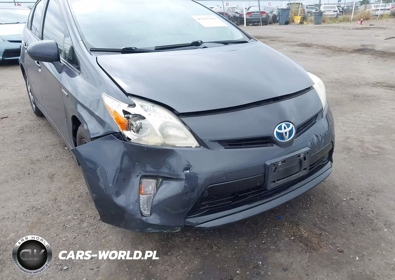 2012 Toyota Prius Two VIN:JTDKN3DU1C1593892 - 6
