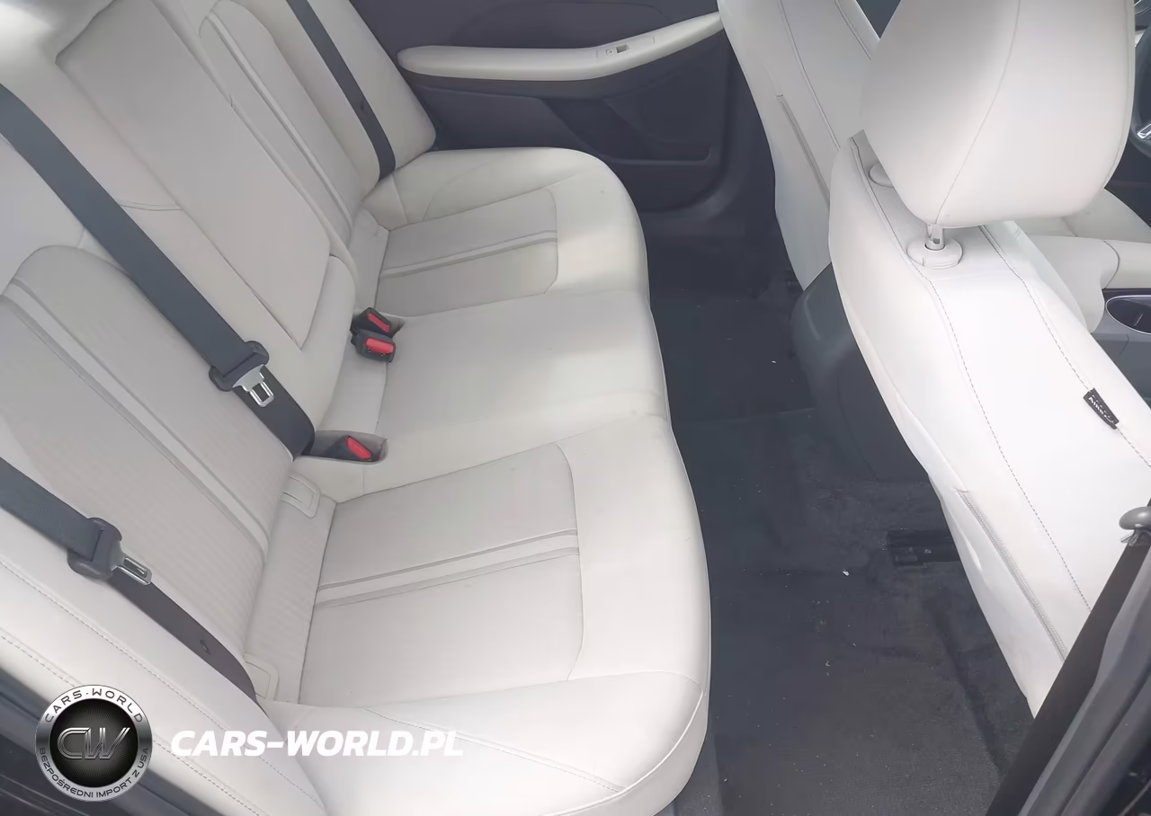 2025 Hyundai Sonata Sel VIN:KMHL64JA9SA468151 - 8