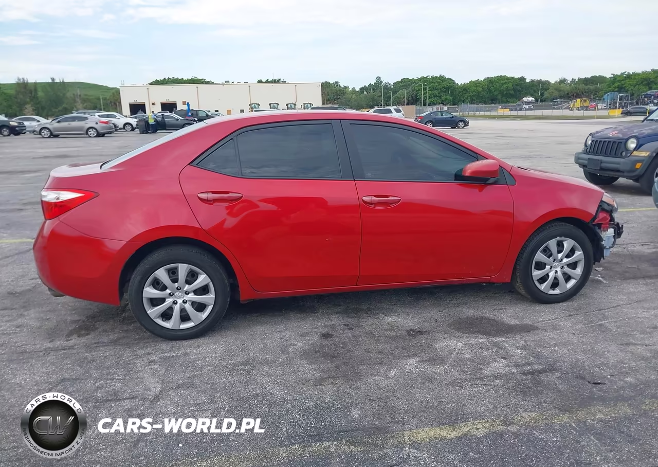 2015 Toyota Corolla Le VIN:2T1BURHE0FC349272 - 13