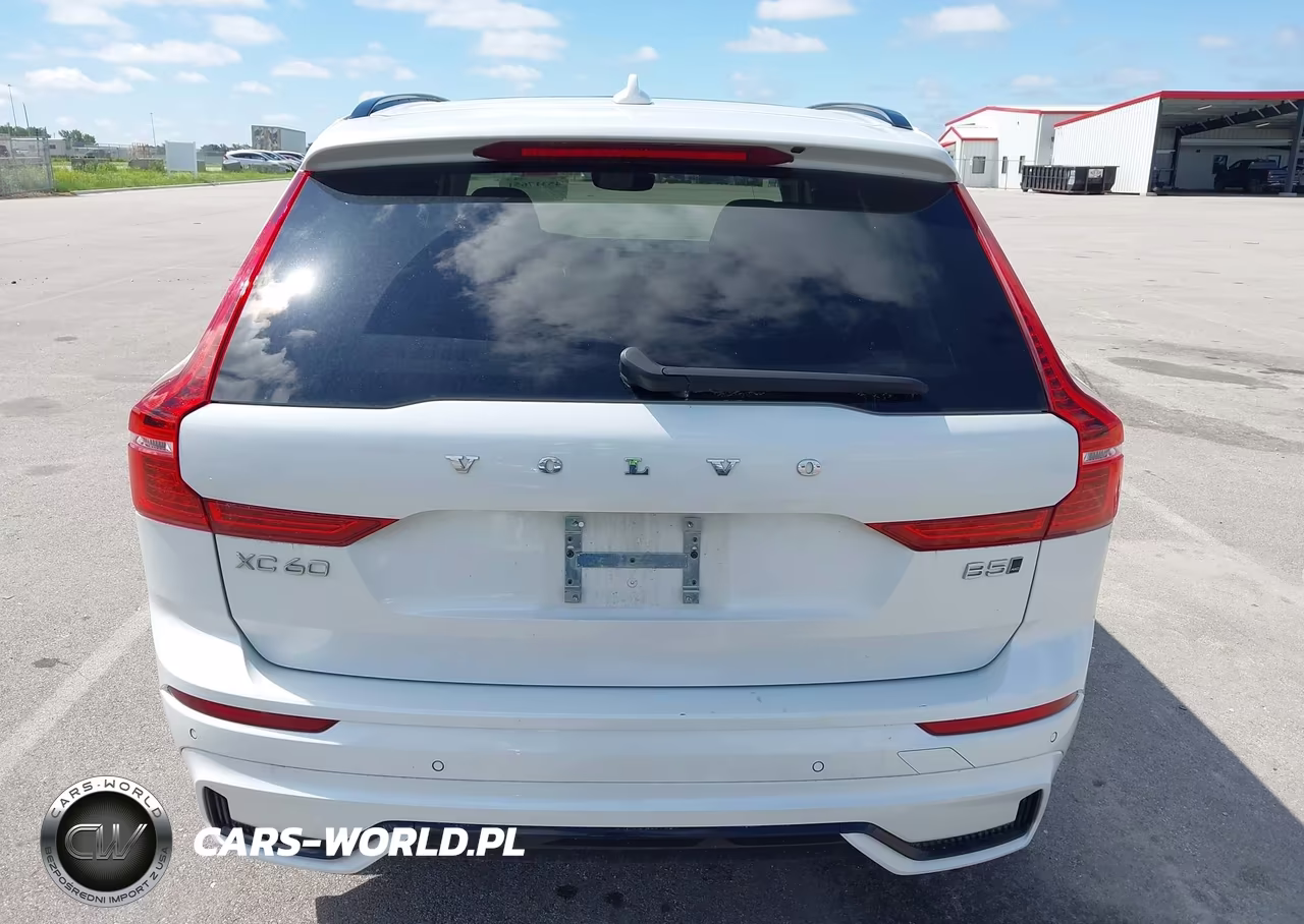 2024 Volvo Xc60 B5 Core Dark Theme VIN:YV4L12RK6R1774736 - 17
