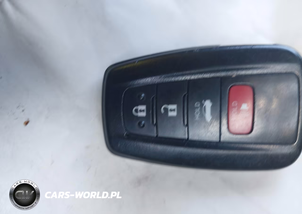 2022 Toyota Camry Nightshade Edition Hybrid VIN:4T1T31AK1NU035099 - 11