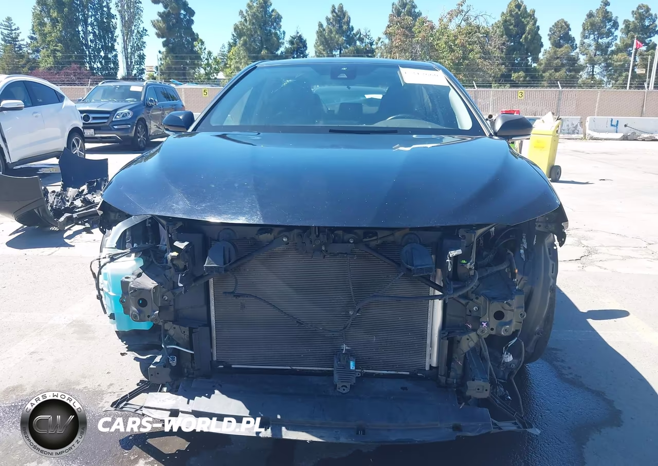 2022 Toyota Camry Nightshade Edition Hybrid VIN:4T1T31AK1NU035099 - 13