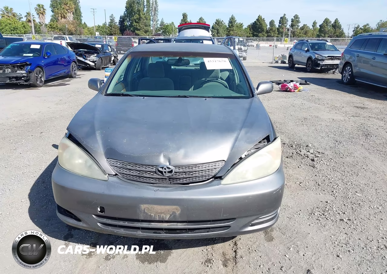 2002 Toyota Camry Xle VIN:JTDBE30K720059160 - 6