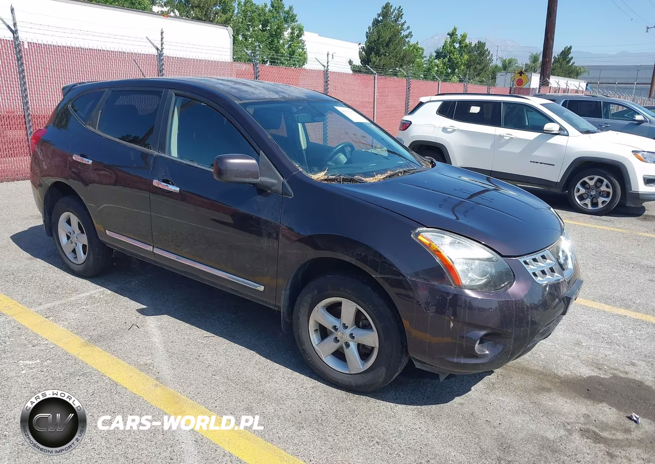2013 Nissan Rogue S – zdjęcie 1 z 11