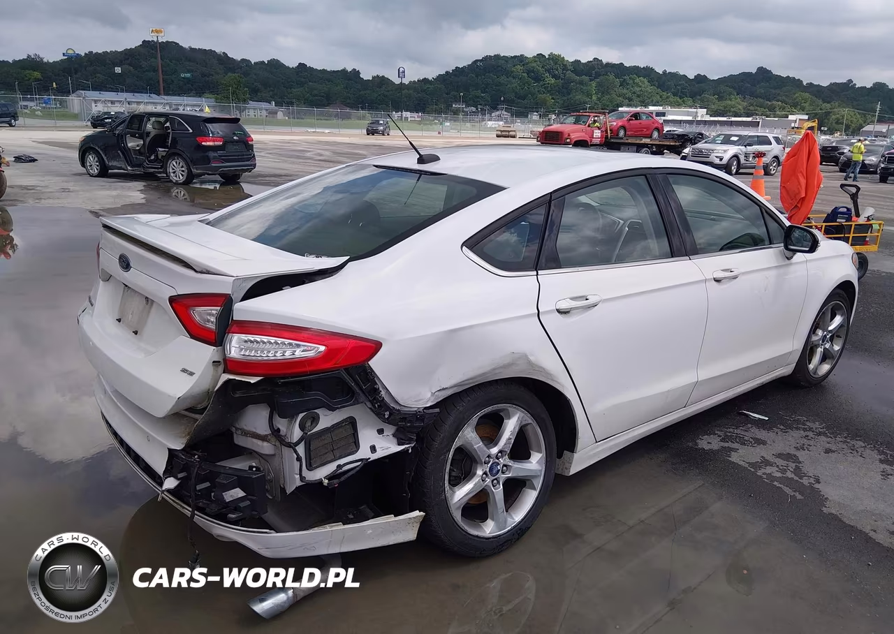 2016 Ford Fusion Se VIN:3FA6P0H7XGR286642 - 4