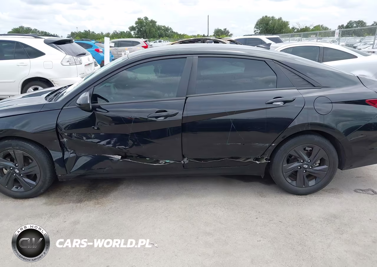 2022 Hyundai Elantra Sel VIN:5NPLM4AG2NH053412 - 17