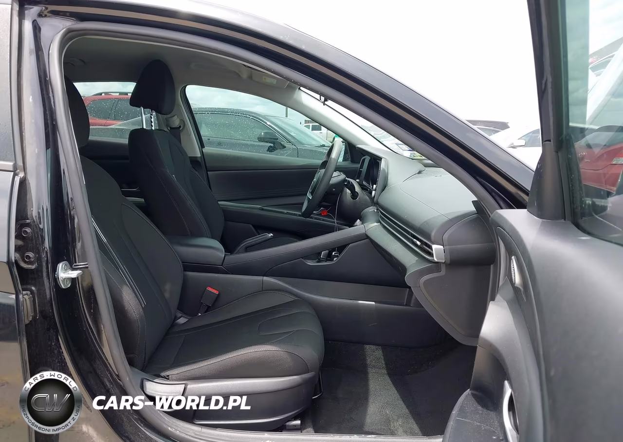 2022 Hyundai Elantra Sel VIN:5NPLM4AG2NH053412 - 5