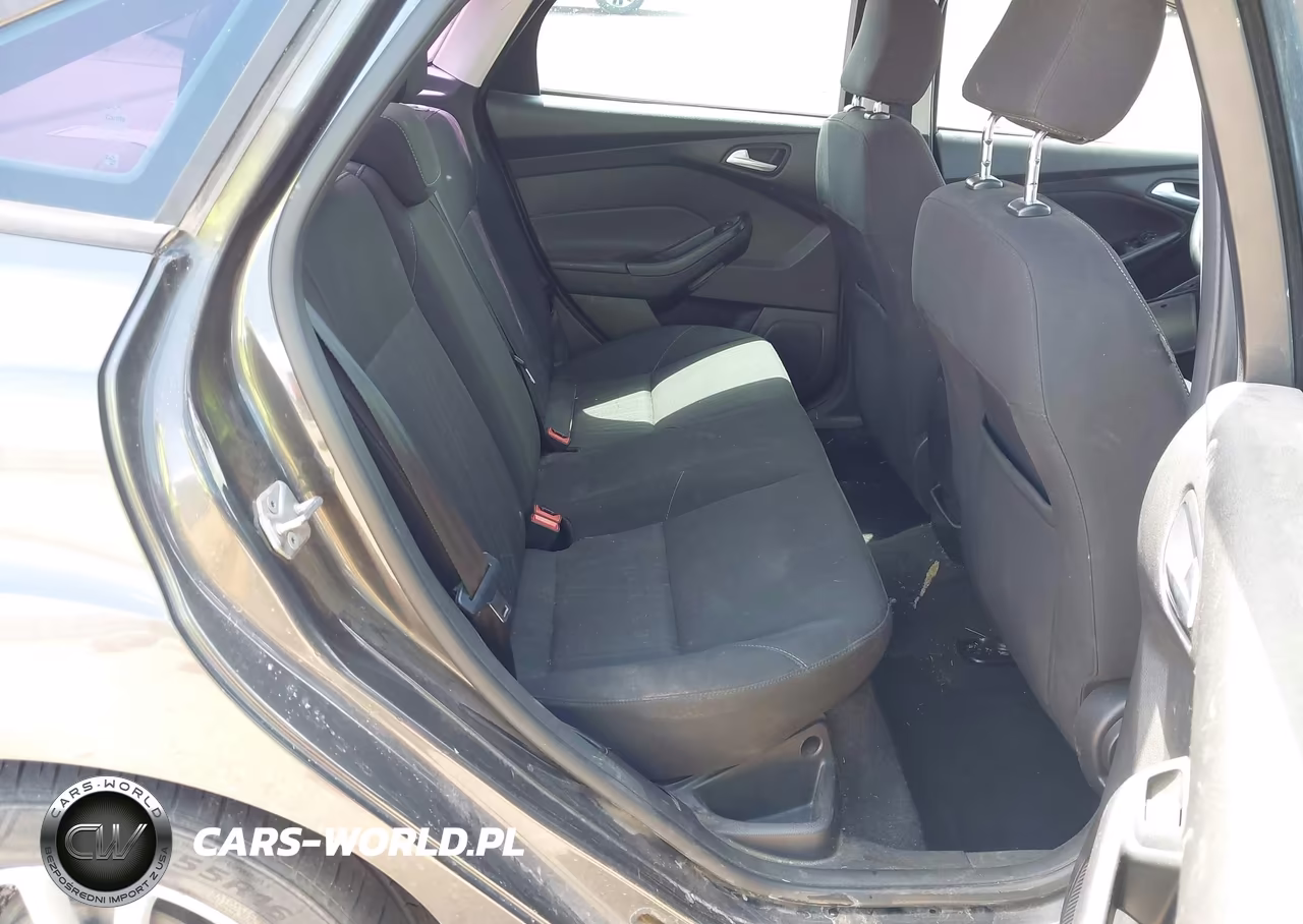 2015 Ford Focus Se VIN:1FADP3F29FL363451 - 8
