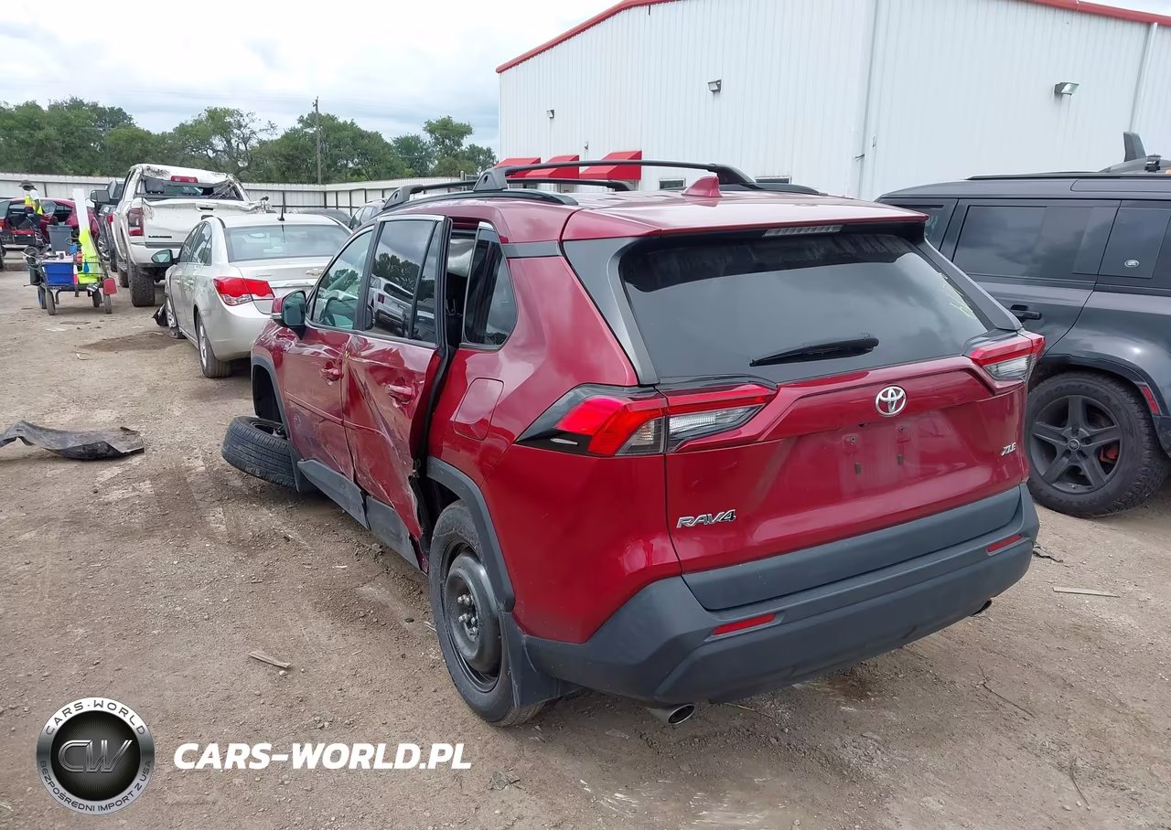 2023 Toyota Rav4 Xle Premium VIN:2T3C1RFV8PW259049 - 3