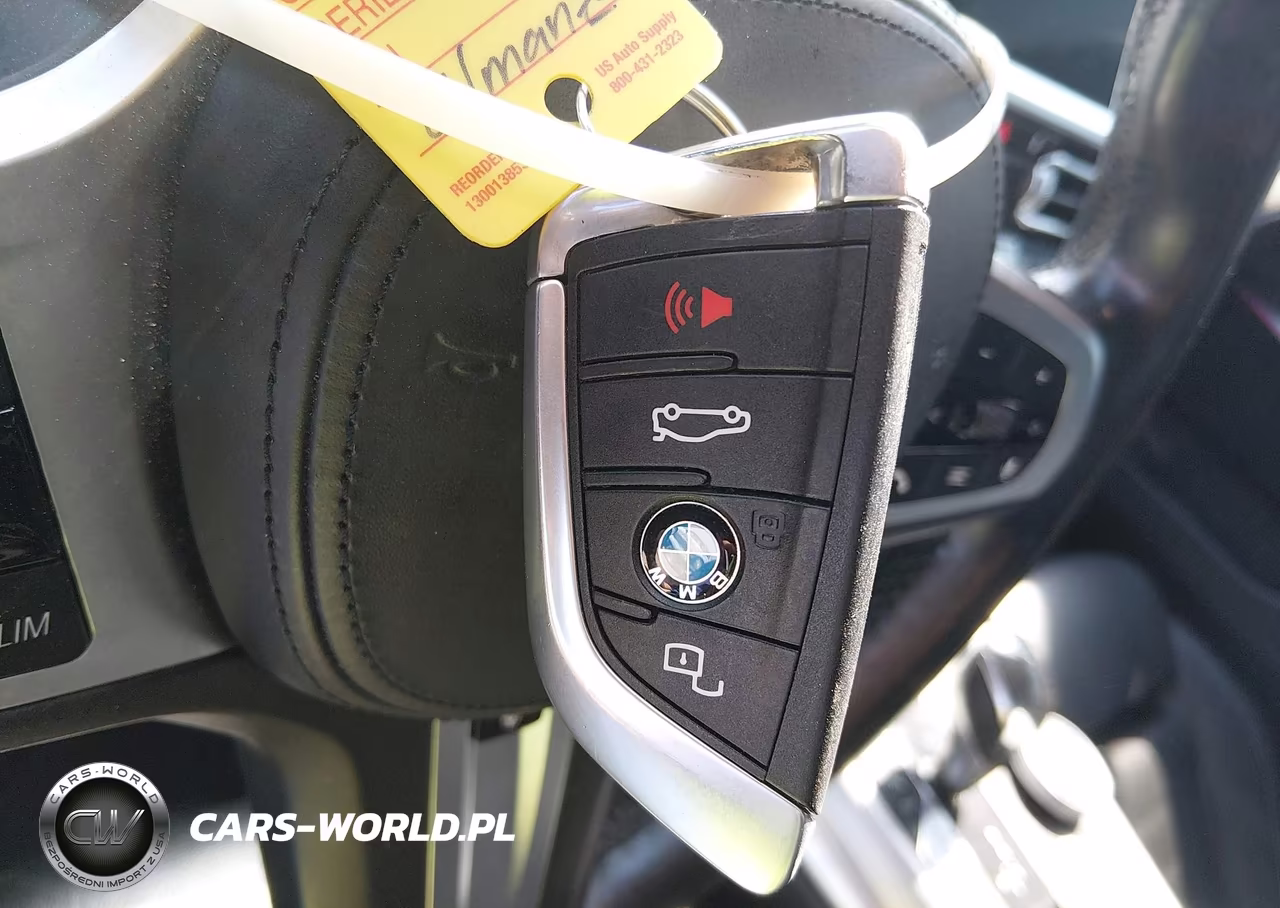 2019 BMW 330I xDrive VIN:WBA5R7C55KAJ81067 - 11