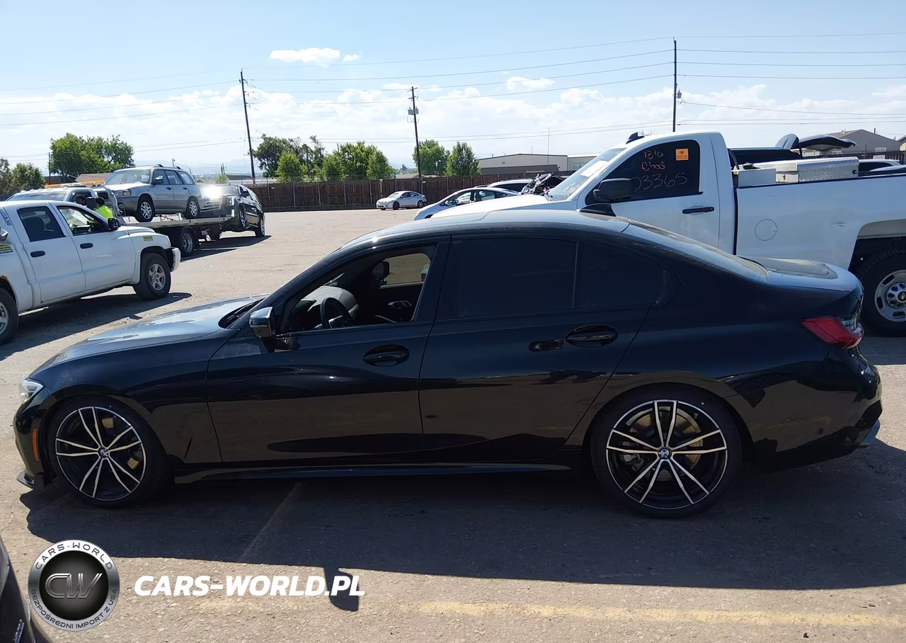 2019 BMW 330I xDrive VIN:WBA5R7C55KAJ81067 - 15