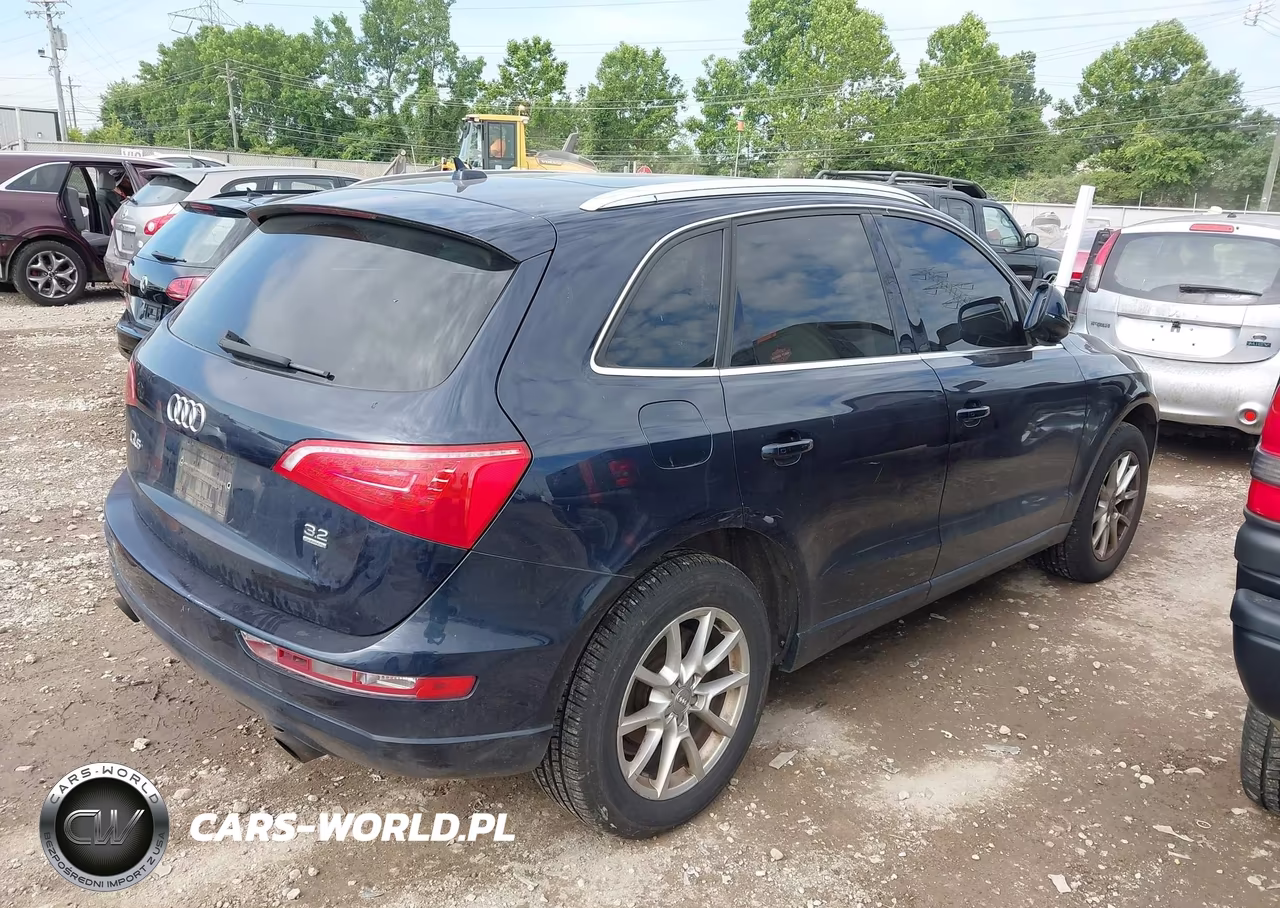 2010 Audi Q5 3.2 Premium VIN:WA1CKAFP7AA089962 - 4