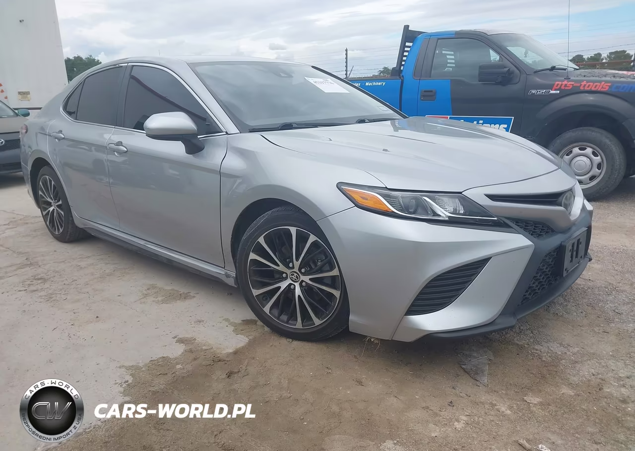 2020 Toyota Camry Se