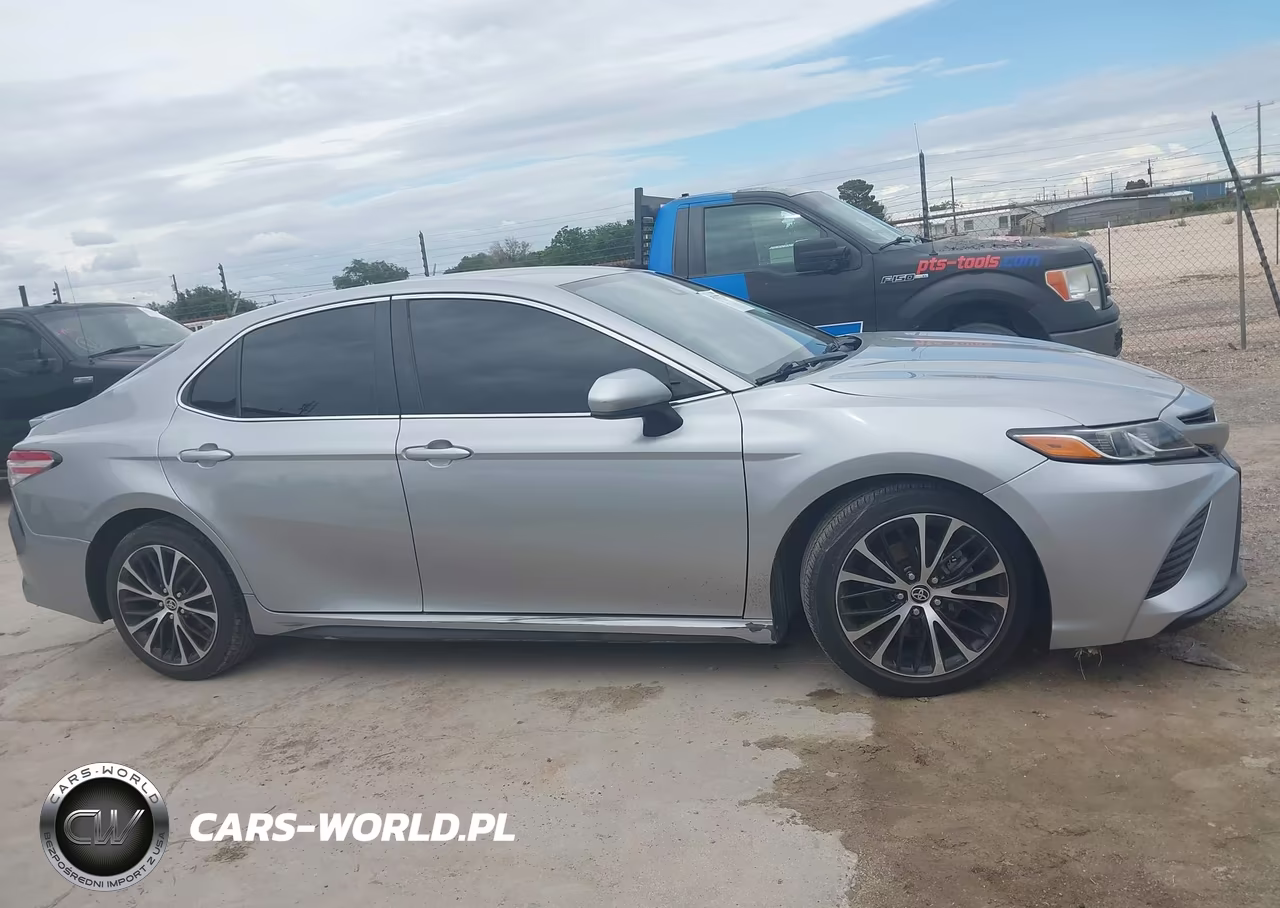2020 Toyota Camry Se VIN:4T1G11AKXLU508454 - 13