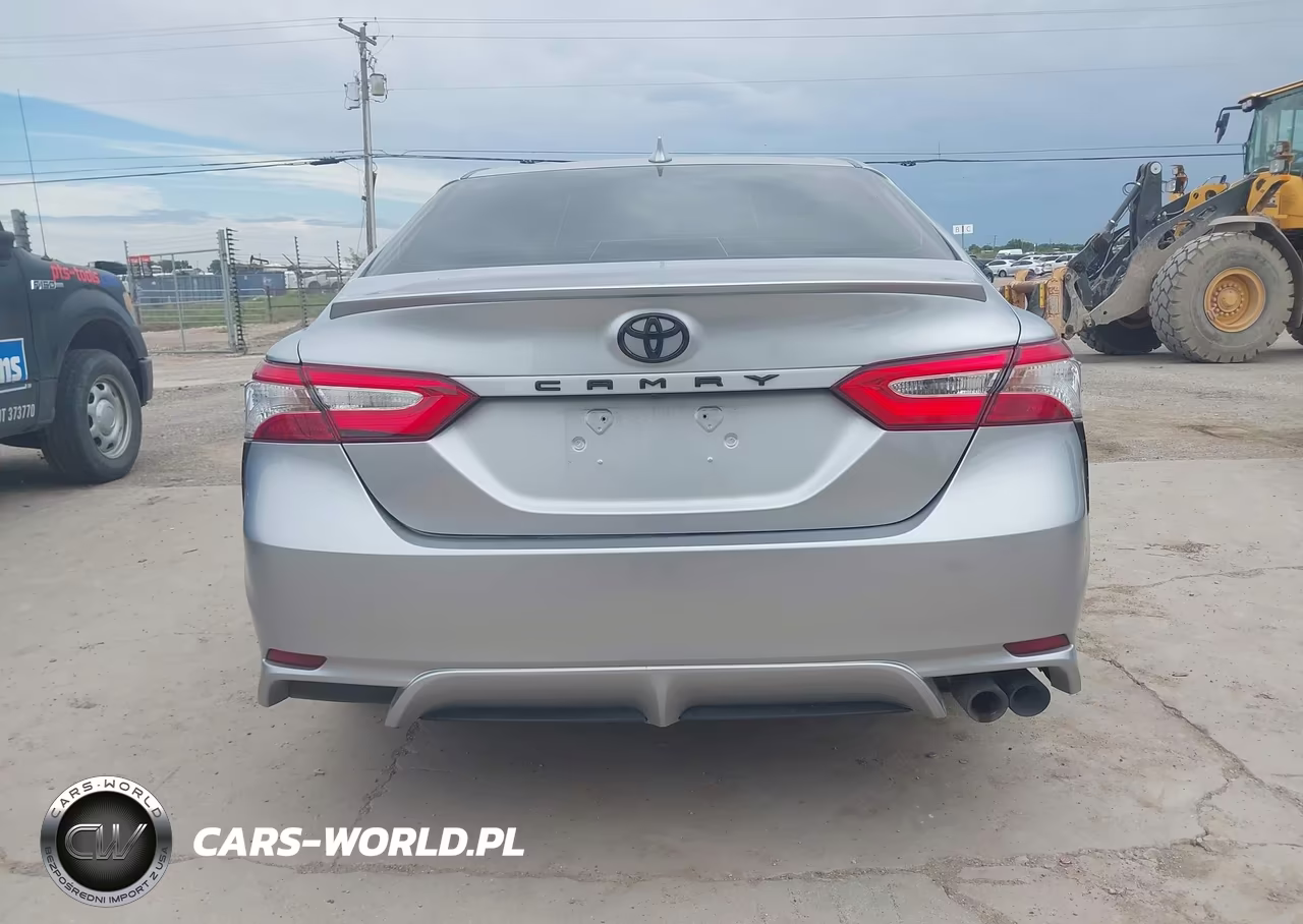 2020 Toyota Camry Se VIN:4T1G11AKXLU508454 - 16