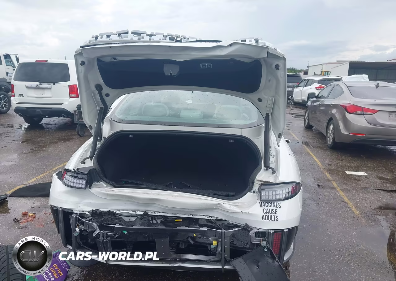 2024 Hyundai Ioniq 6 Limited VIN:KMHM54AC2RA055068 - 16