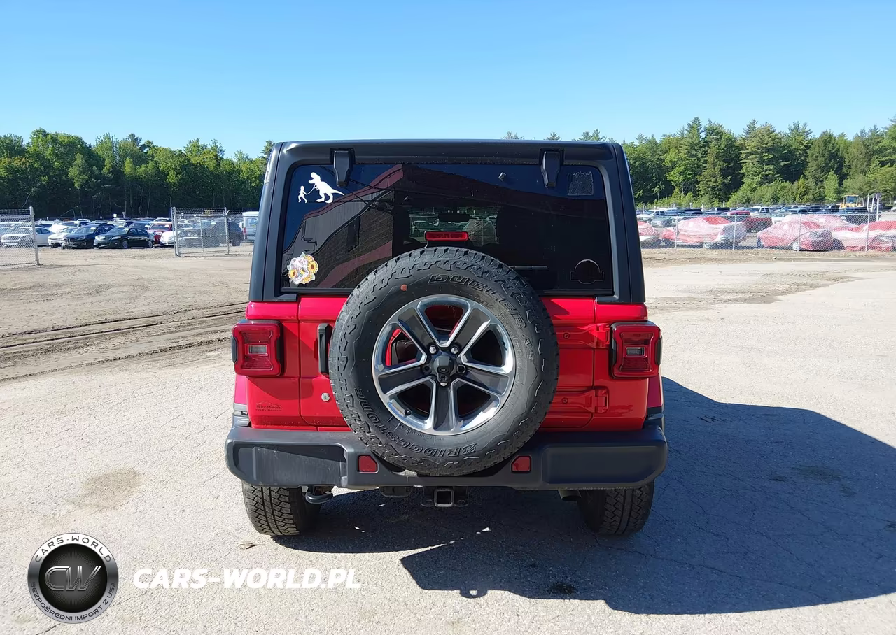 2019 Jeep Wrangler Unlimited Sahara 4X4 VIN:1C4HJXEG6KW571541 - 16