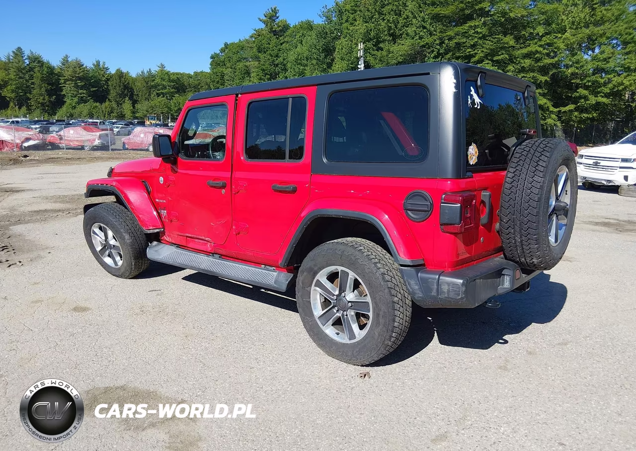 2019 Jeep Wrangler Unlimited Sahara 4X4 VIN:1C4HJXEG6KW571541 - 3