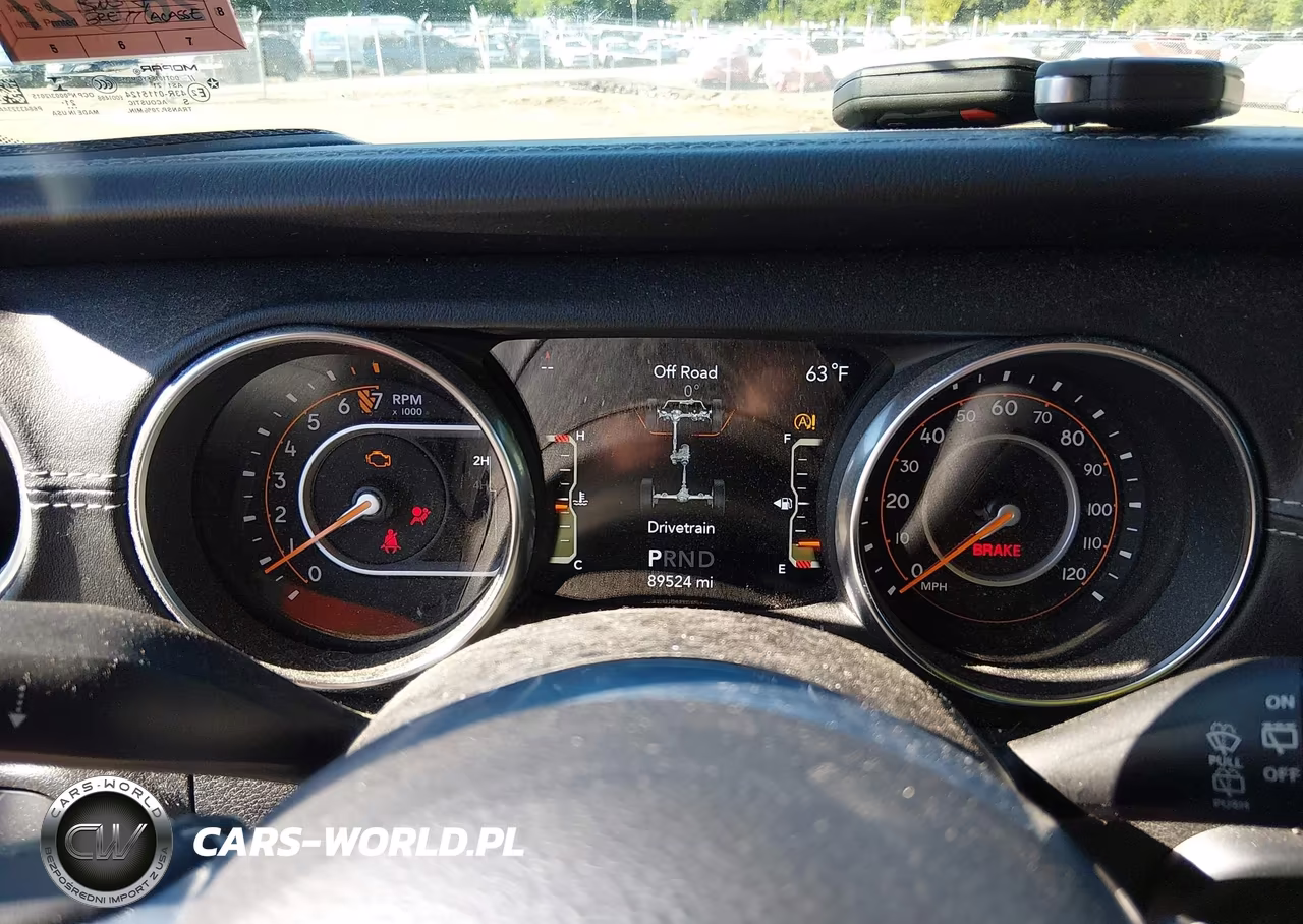 2019 Jeep Wrangler Unlimited Sahara 4X4 VIN:1C4HJXEG6KW571541 - 7
