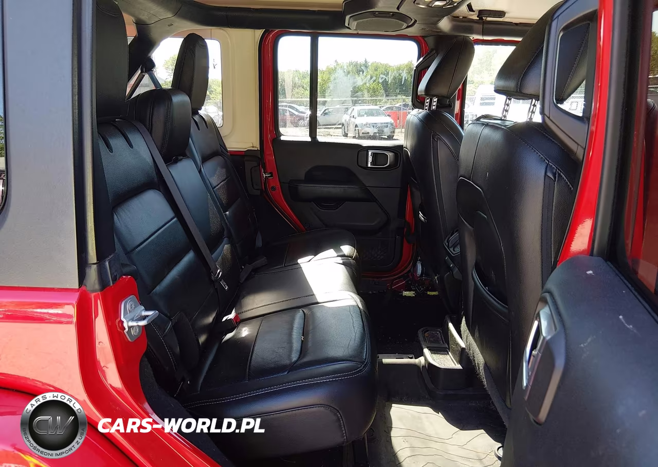 2019 Jeep Wrangler Unlimited Sahara 4X4 VIN:1C4HJXEG6KW571541 - 8