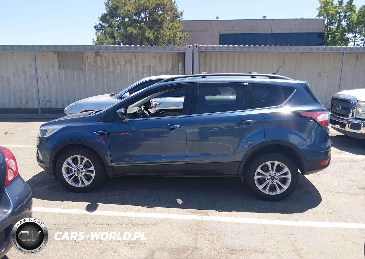 2018 Ford Escape Se VIN:1FMCU9GD9JUC84491 - 14
