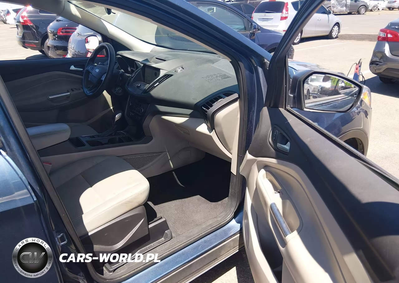 2018 Ford Escape Se VIN:1FMCU9GD9JUC84491 - 5