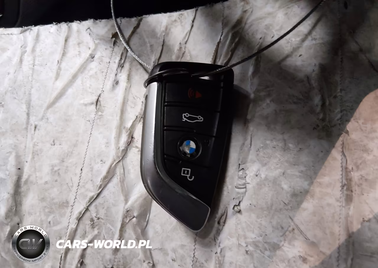 2019 BMW X3 Sdrive30I VIN:5UXTR7C5XKLR52152 - 11