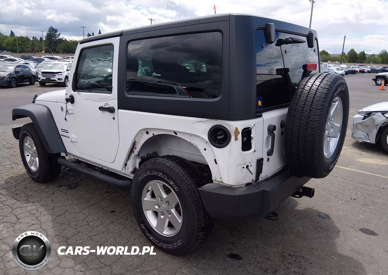 2013 Jeep Wrangler Sport VIN:1C4AJWAG0DL643887 - 3