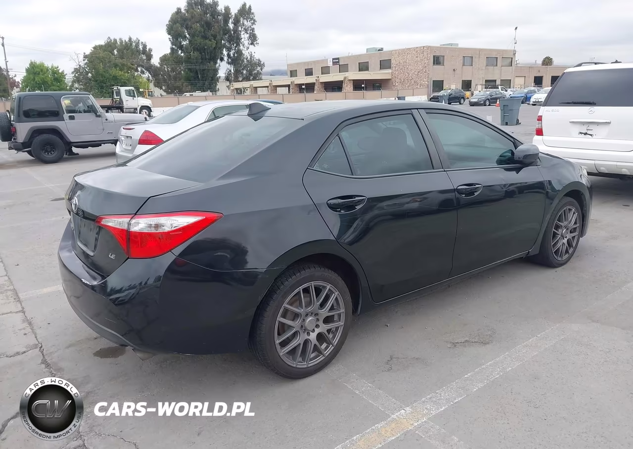 2014 Toyota Corolla Le VIN:5YFBURHE6EP125194 - 4