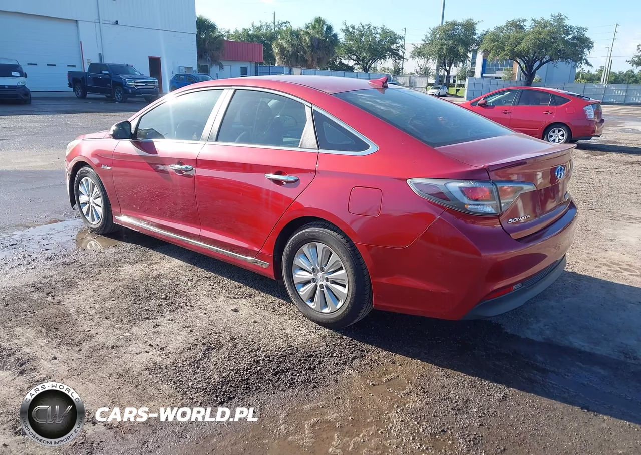 2016 Hyundai Sonata Hybrid Se VIN:KMHE24L15GA027609 - 3