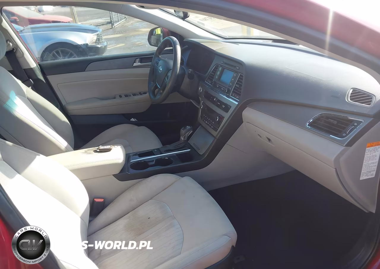 2016 Hyundai Sonata Hybrid Se VIN:KMHE24L15GA027609 - 5