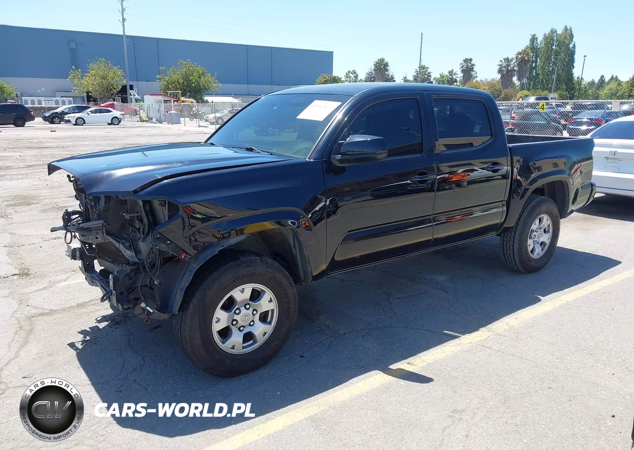 2018 Toyota Tacoma Sr VIN:5TFAX5GN3JX121175 - 2