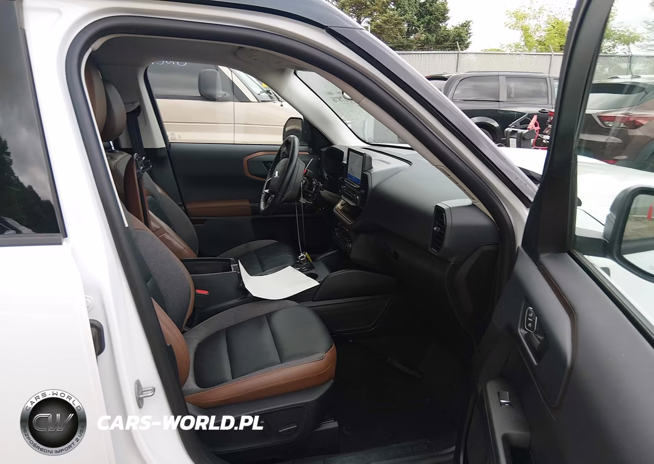 2021 Ford Bronco Sport Outer Banks VIN:3FMCR9C61MRB40356 - 5