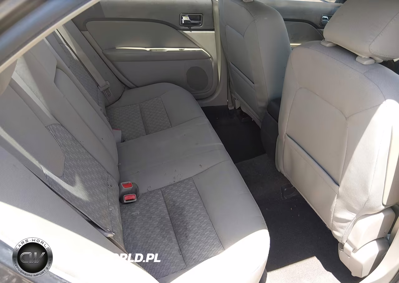 2010 Ford Fusion Se VIN:3FAHP0HA1AR328496 - 8