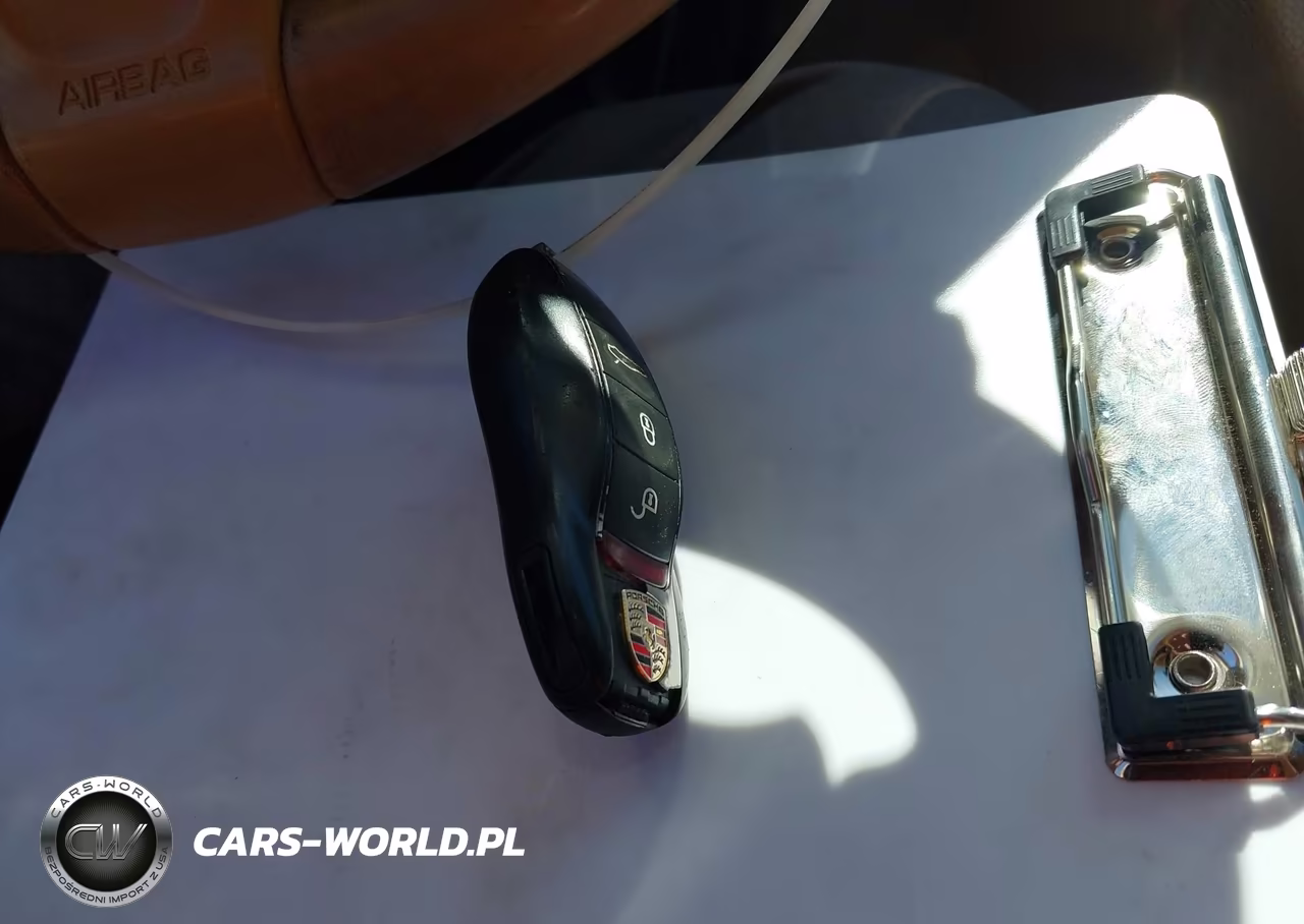 2015 Porsche Panamera 4 VIN:WP0AA2A7XFL001429 - 11