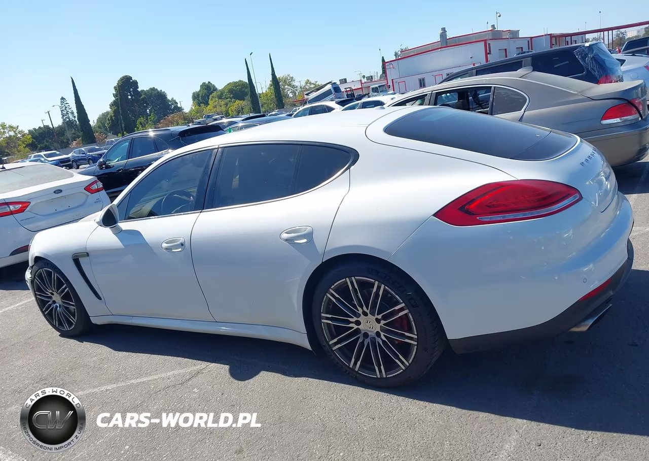2015 Porsche Panamera 4 VIN:WP0AA2A7XFL001429 - 14