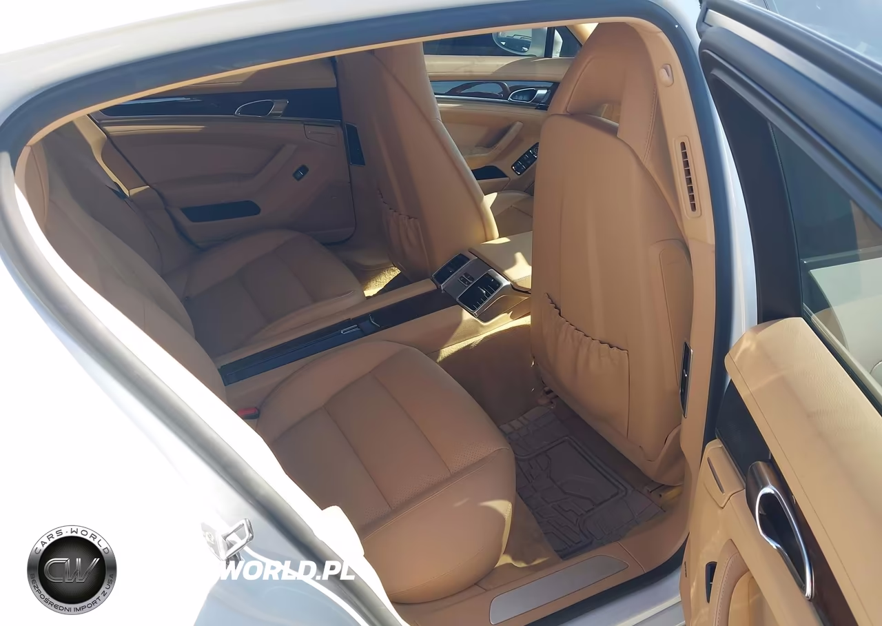 2015 Porsche Panamera 4 VIN:WP0AA2A7XFL001429 - 8