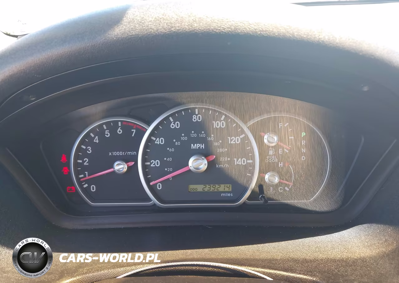 2004 Mitsubishi Endeavor Ls VIN:4A4MM21SX4E020730 - 7