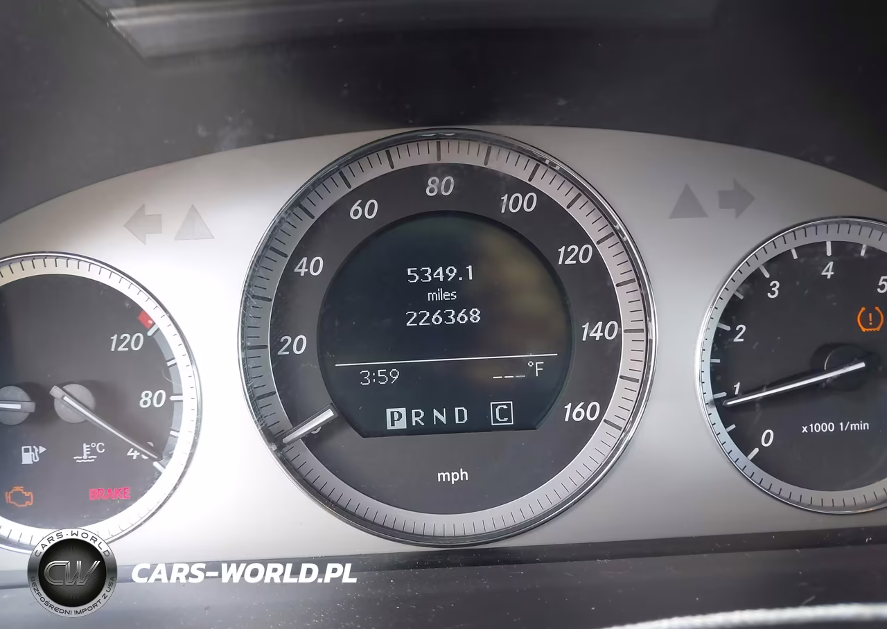 2010 Mercedes-Benz Glk 350 4Matic VIN:WDCGG8HB6AF309611 - 7