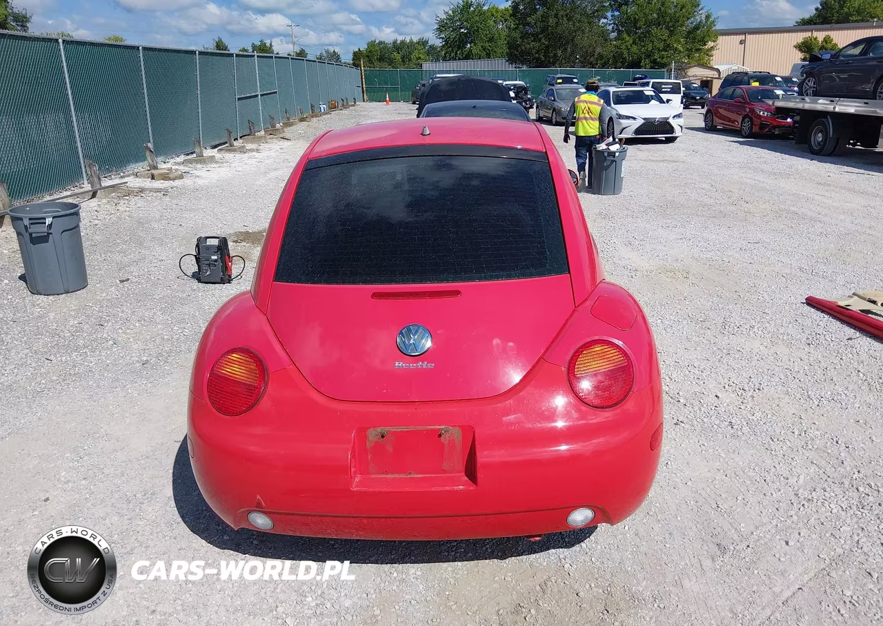 2000 Volkswagen New Beetle Glx VIN:3VWDD21C7YM422606 - 17