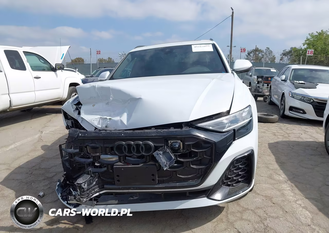 2026 Audi Q8 Premium Plus 55 Tfsi Quattro Tiptronic VIN:WA1EVBF16TD017752 - 12