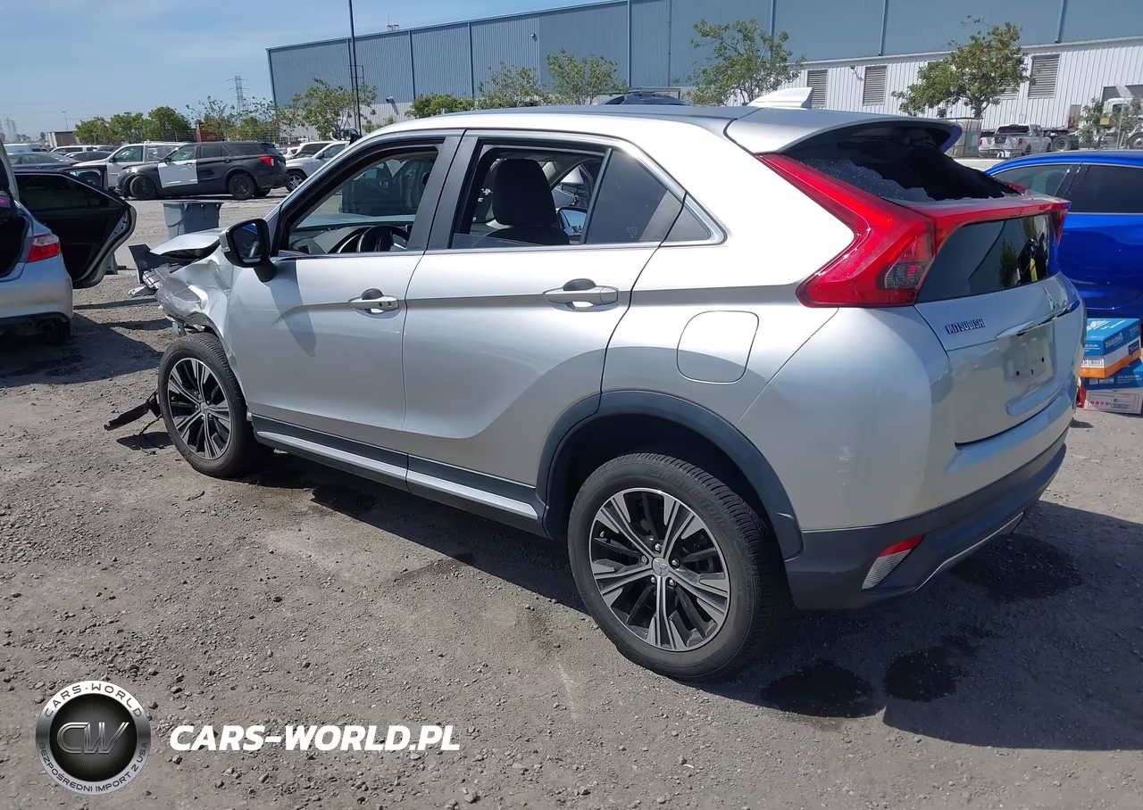 2018 Mitsubishi Eclipse Cross Sel VIN:JA4AT5AA1JZ046072 - 3