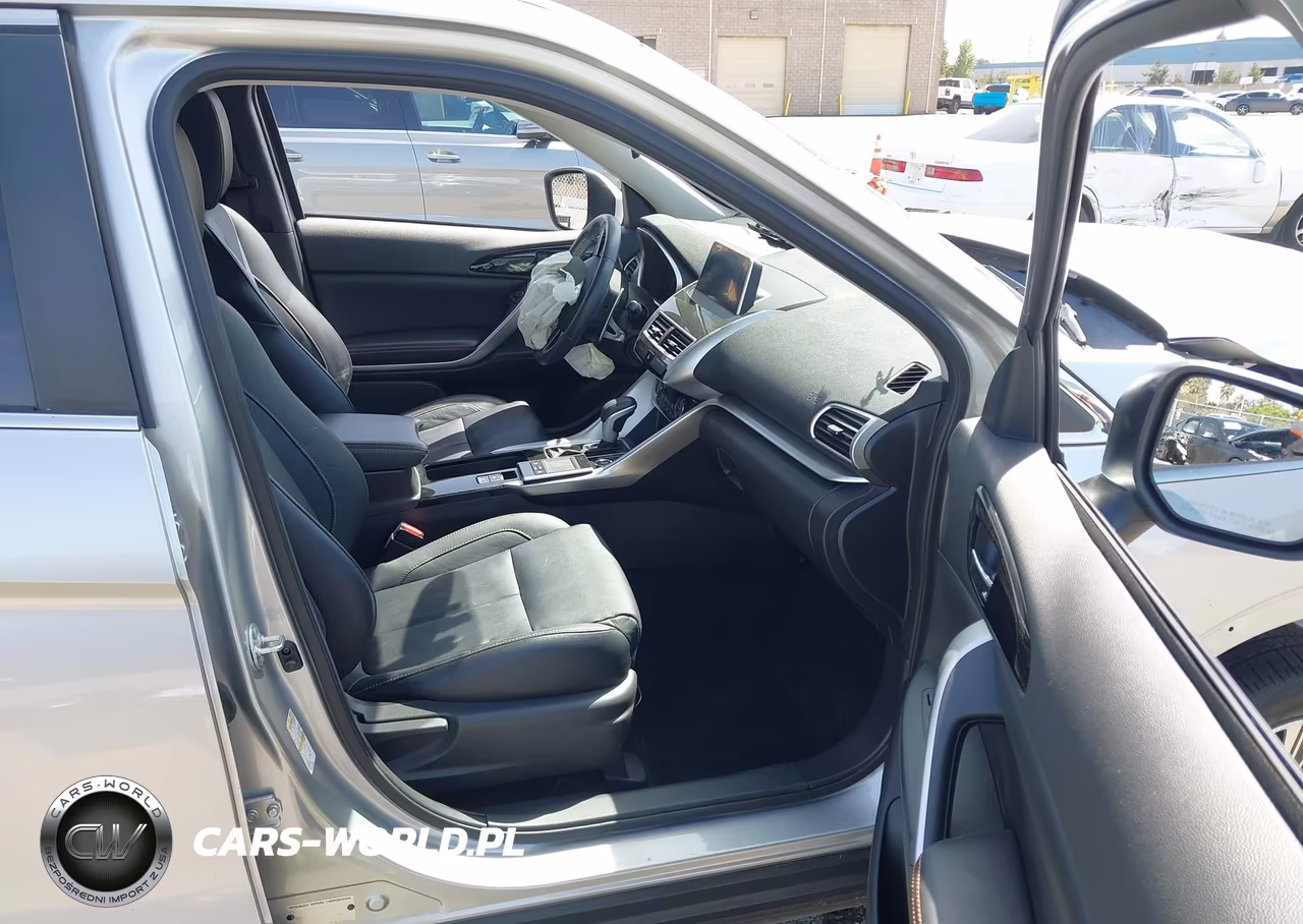 2018 Mitsubishi Eclipse Cross Sel VIN:JA4AT5AA1JZ046072 - 5