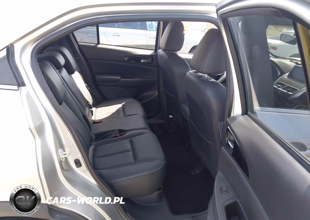 2018 Mitsubishi Eclipse Cross Sel VIN:JA4AT5AA1JZ046072 - 8