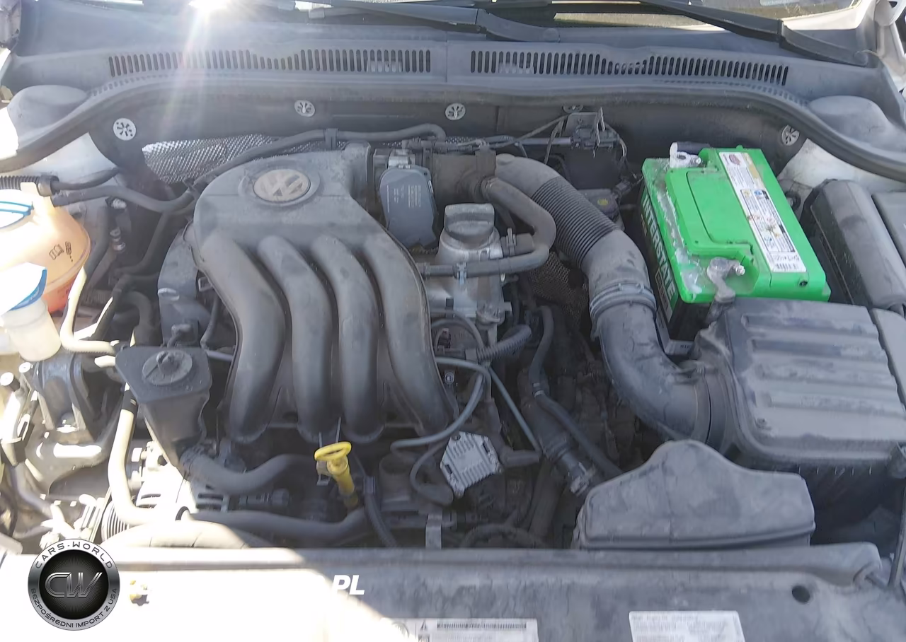 2014 Volkswagen Jetta 2.0L S VIN:3VW2K7AJ8EM383061 - 10