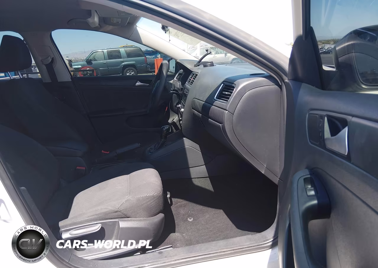 2014 Volkswagen Jetta 2.0L S VIN:3VW2K7AJ8EM383061 - 5