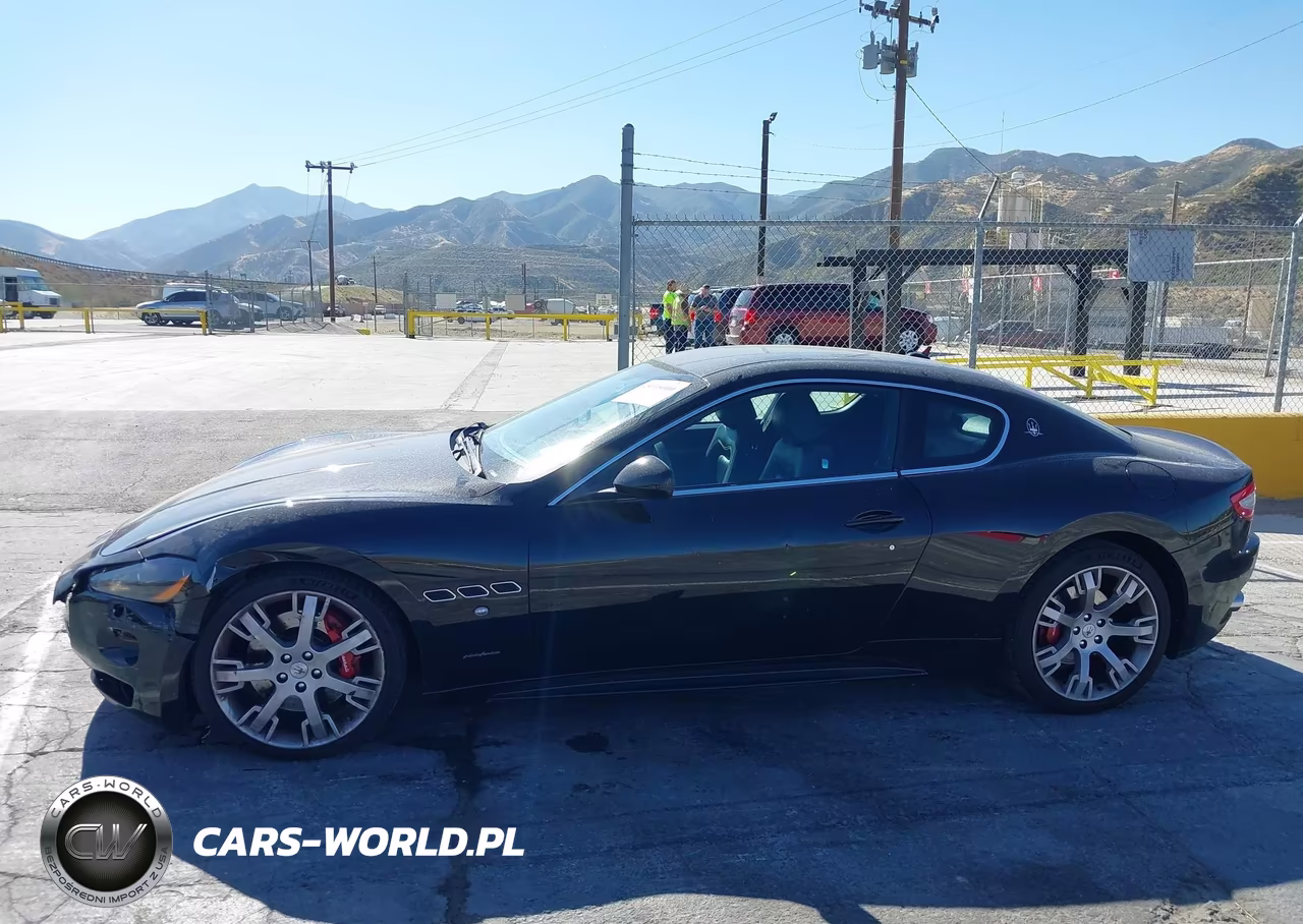 2011 Maserati Granturismo S Automatic VIN:ZAM45KLA0B0055078 - 14